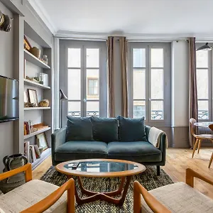 https://curiosite.hotels-rhonealpes.com