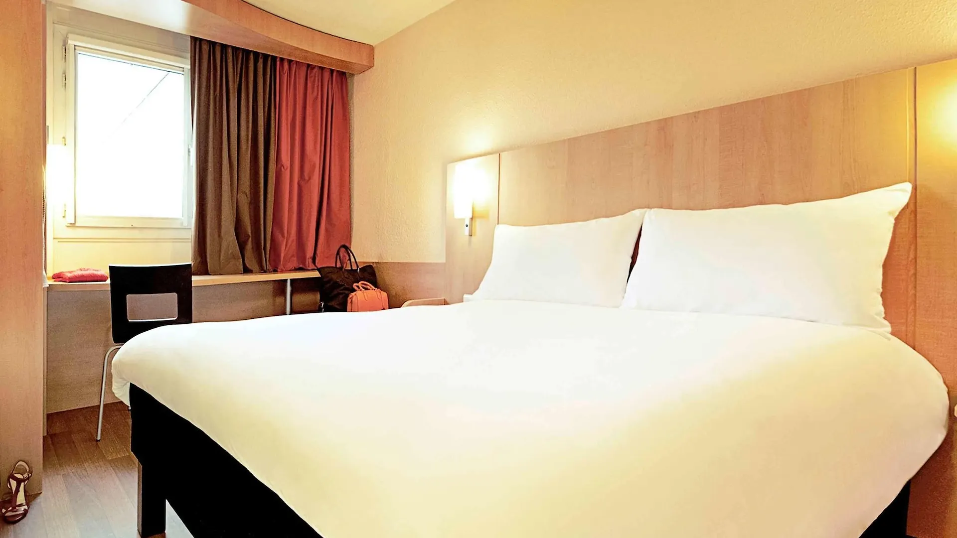Ibis Lille Lomme Centre Hotel